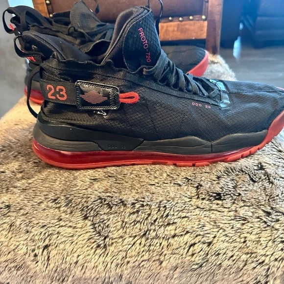 NIKE Jordan Proto Max 720 Red & Black Sneakers, Size 15